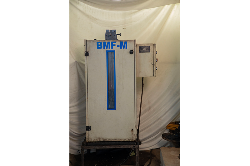 Motorized Broaching Machine for Charpy Impact V-Notch Preparation