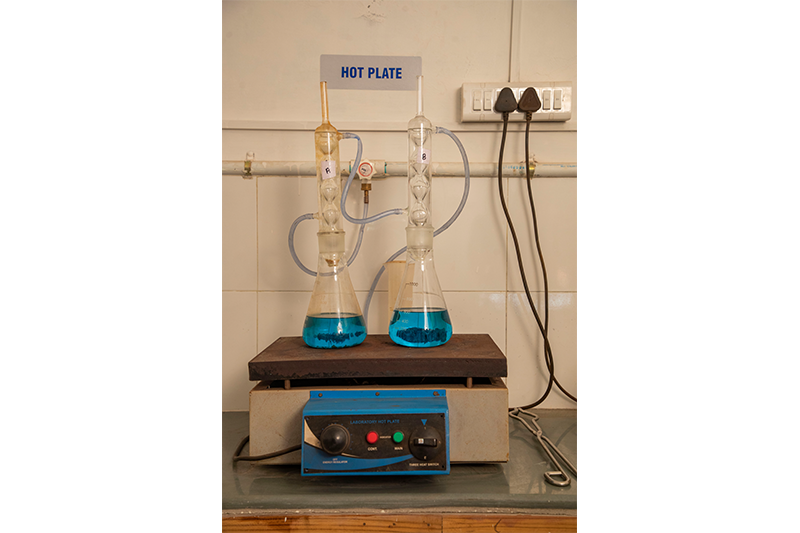 Laboratory Hot Plate 2 for Chemical and Pitting Corrosion Tests