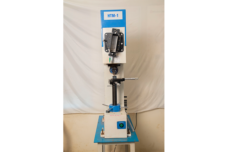 Vickers Hardness Tester Macro HV for Welds and Heat Treated Components